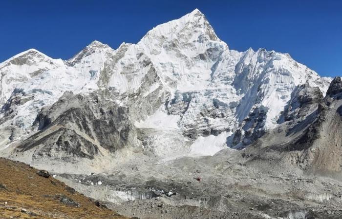 Hallan finalmente el pie de un escalador del Everest después de 100 años