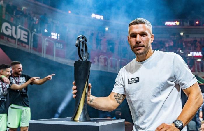 Lukas Podolski después del partido de despedida: familia, fiesta y fundación