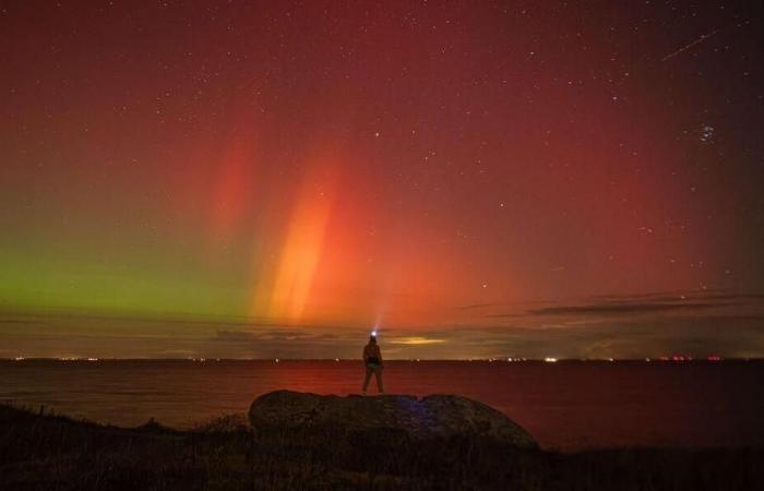 EN FOTOS. Rosas, rojos, verdes… El mágico espectáculo de la aurora boreal en Morbihan