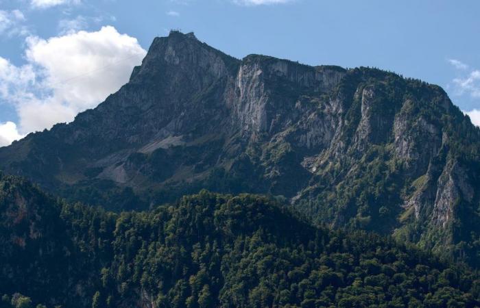 Un neonazi muere mientras caminaba por la cordillera favorita de Hitler