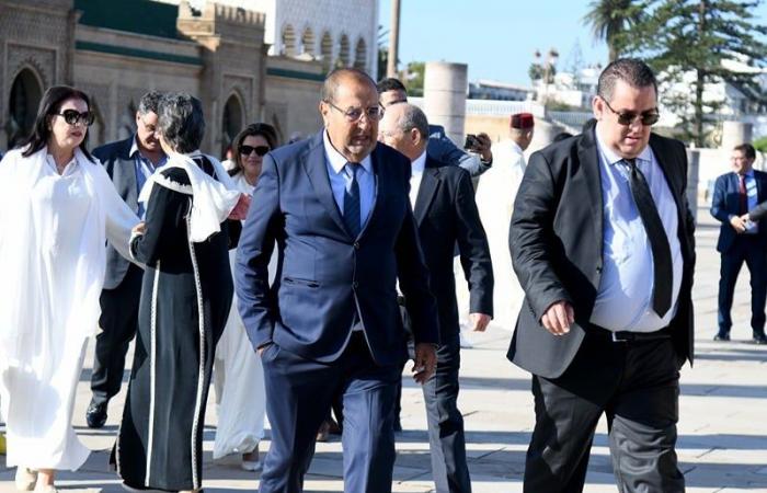 Personalidades políticas y de seguridad rinden homenaje al fallecido Hassan II