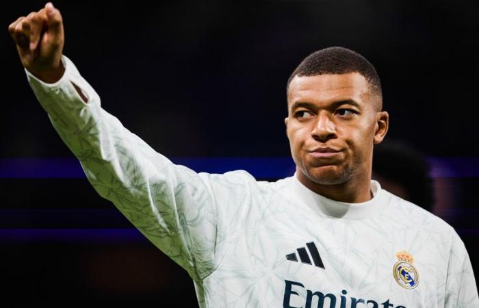 Se balancea ante la llamada de Kylian Mbappé y su madre