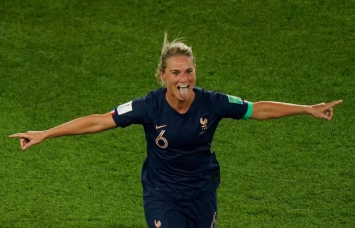 Amandine Henry se retira del fútbol internacional tras quince años al servicio de la selección francesa de fútbol