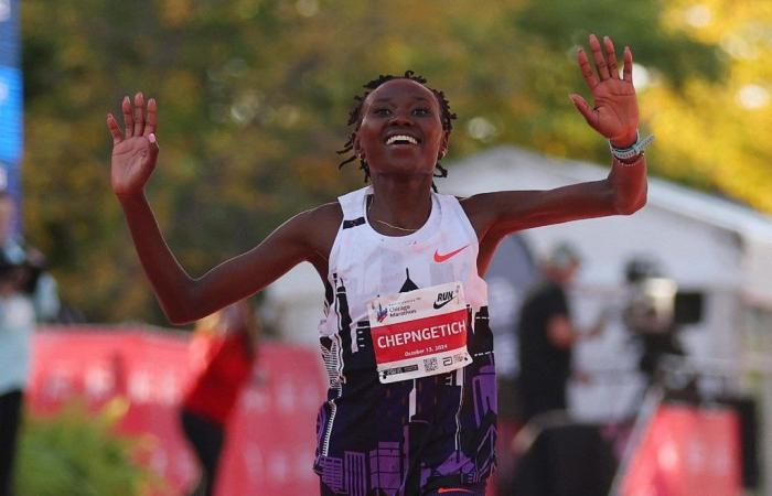 En Chicago, la keniana Ruth Chepngetich bate el récord mundial de maratón en menos de 2h10