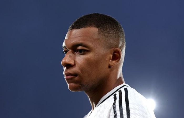 El clan Mbappé sale del silencio