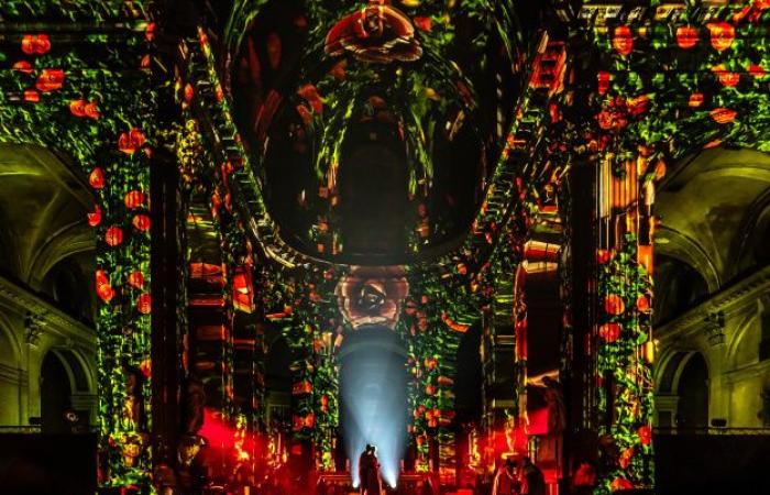 Paris Cœur de Lumières, el mayor espectáculo de luz y sonido en vivo llega a la iglesia de Saint-Sulpice