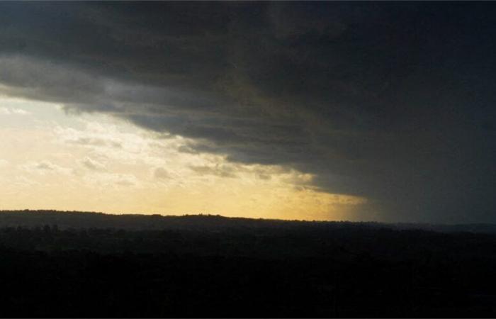 Mañana con suavidad excepcional pero amenaza de fuertes lluvias