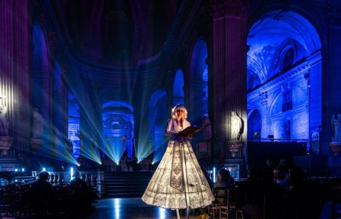 Paris Cœur de Lumières, el mayor espectáculo de luz y sonido en vivo llega a la iglesia de Saint-Sulpice