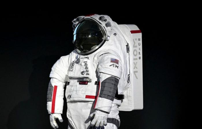 Los trajes de Prada vestirán a los próximos astronautas que pisen la Luna