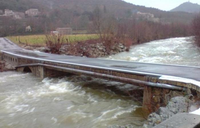 Mal tiempo en Gard. 5 puentes están cerrados al tráfico, se requiere vigilancia