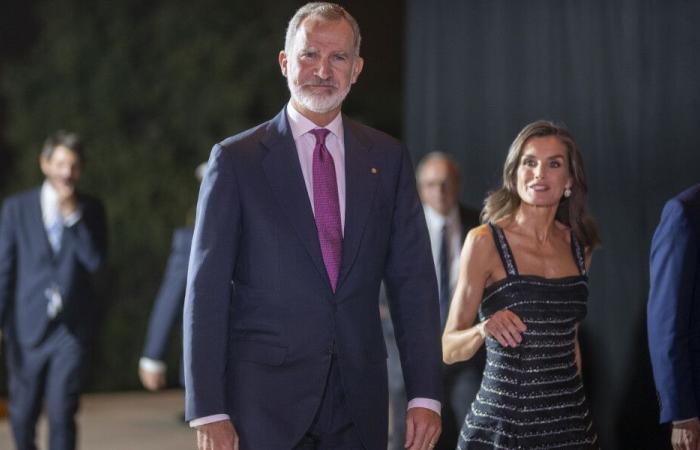 Felipe VI y Letizia en Barcelona, ​​entrega de premios y unidad española