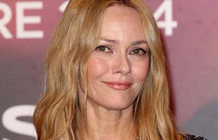 Vanessa Paradis del brazo de su marido Samuel Benchetrit, rara aparición como pareja en el Festival Lumière de Lyon