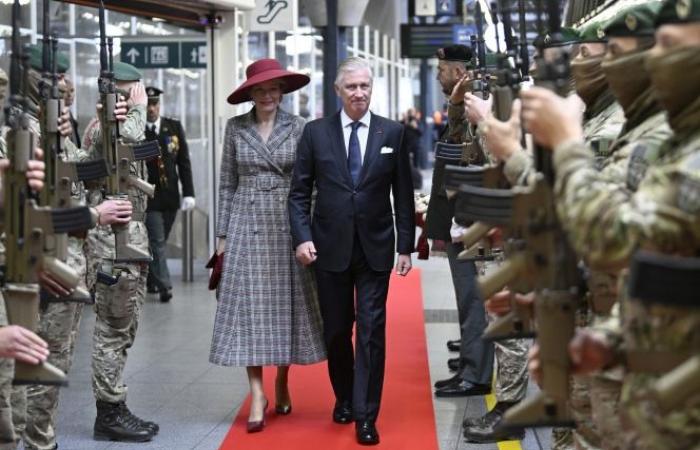 La reina Matilde iluminó París: descubre los looks icónicos que lució nuestra soberana