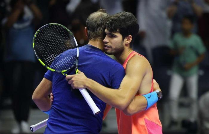 Tenis: Nadal derrotado por Alcaraz durante un torneo de exhibición en Riad