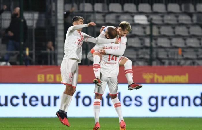 Fútbol-Nacional: ASNL gana en Quevilly-Rouen y se mantiene líder (0-1)