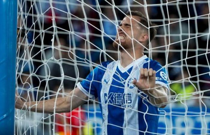 El Alavés sufre una dura derrota ante el Valladolid en Mendizorrotza (2-3)