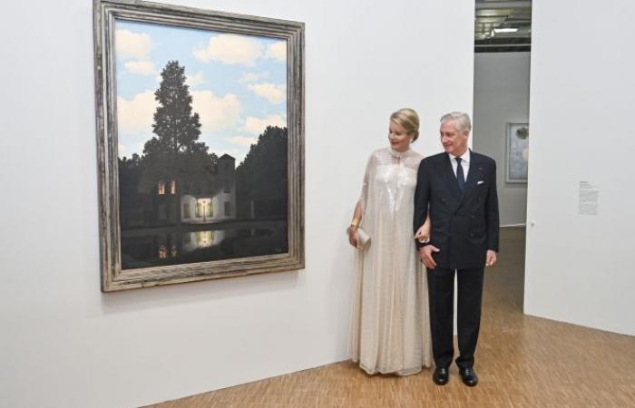 La reina Matilde iluminó París: descubre los looks icónicos que lució nuestra soberana