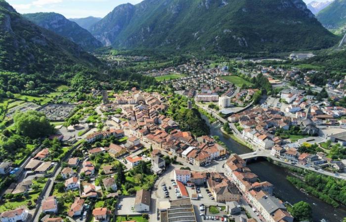 En el camino hacia Andorra, ¿verá la luz este túnel excavado en los Pirineos?