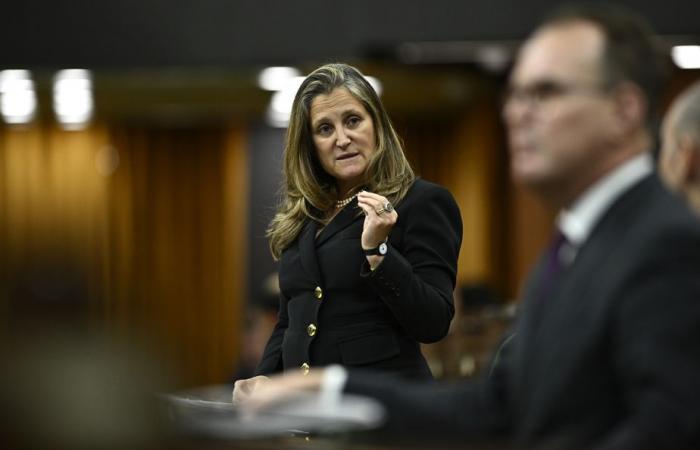 Partido Liberal | Freeland está convencido de que Trudeau cuenta con el apoyo de la “gran mayoría” de sus diputados