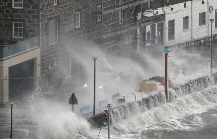 Tormenta Ashley – en vivo: Met Office emite una advertencia meteorológica mientras el Reino Unido pronostica vientos de 80 mph