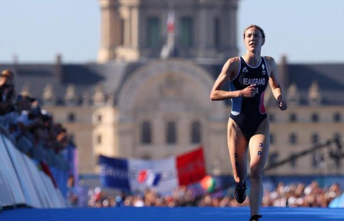 Cassandre Beaugrand campeona del mundo, la primera en la historia del triatlón francés