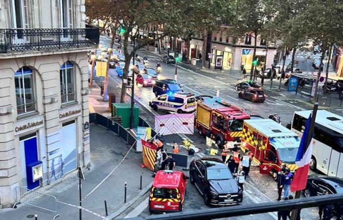 Este ciclista que casi es atropellado por un todoterreno justo antes de la muerte de Paul Varry.