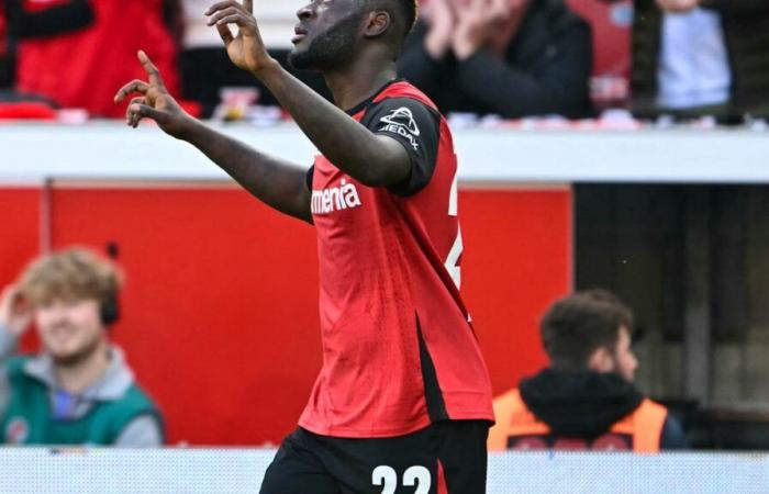 Fútbol: el delantero del Bayer Leverkusen sufre un accidente de tráfico