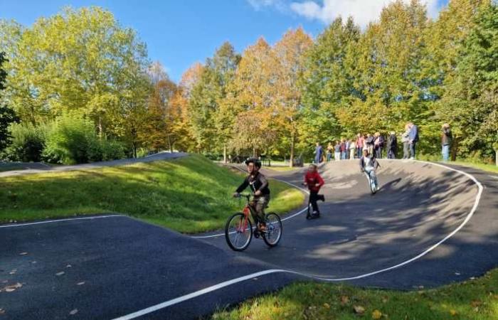 Sena y Marne: parque de bicicletas, cancha de baloncesto y estadio de la ciudad… ¡En Bailly-Romainvilliers se celebró la rehabilitación de los equipamientos públicos!