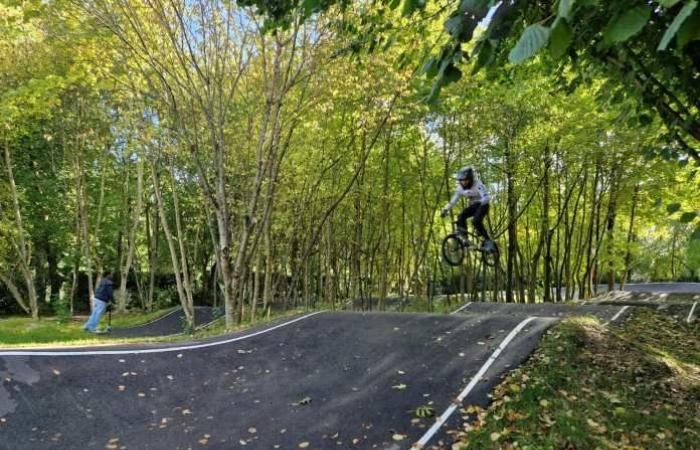 Sena y Marne: parque de bicicletas, cancha de baloncesto y estadio de la ciudad… ¡En Bailly-Romainvilliers se celebró la rehabilitación de los equipamientos públicos!