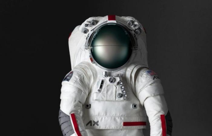 Axiom Space y Prada presentan diseño de traje espacial para el regreso a la Luna — Axiom Space