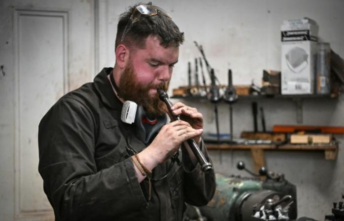 En Escocia, los últimos fabricantes artesanales de gaitas