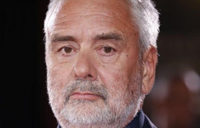 Luc Besson vende su isla por 69 millones de euros, visita esta joya situada en las aguas más transparentes del mundo