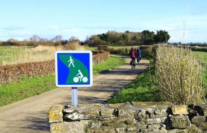 ¿Qué significa para usted el ciclismo en el canal? Da tu opinión al departamento