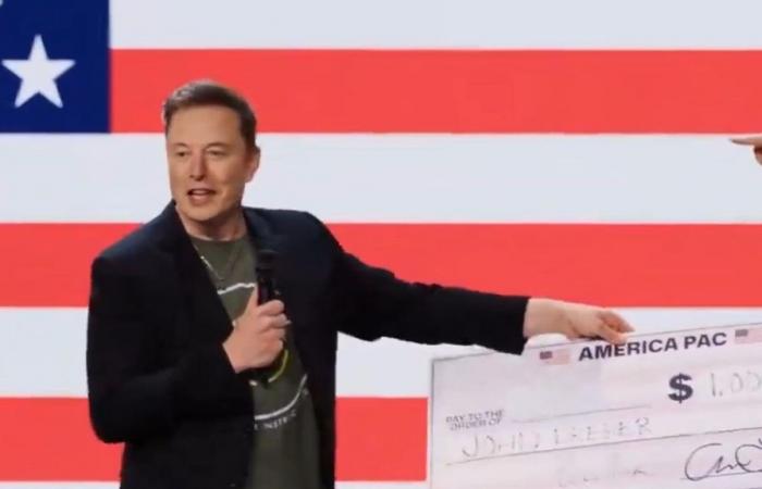 Elon Musk paga a los estadounidenses para que elijan a Donald Trump