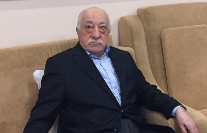 La televisión estatal turca anuncia la muerte del predicador musulmán Fethullah Gülen