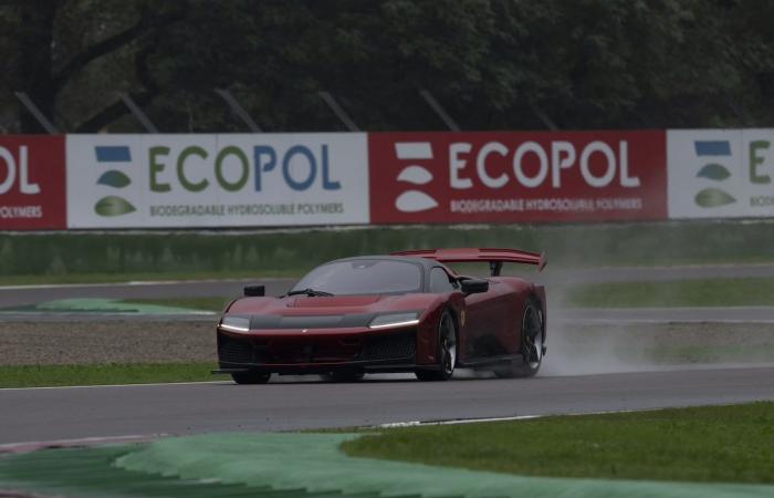 VÍDEO – El Ferrari F80 sale a la pista en Imola