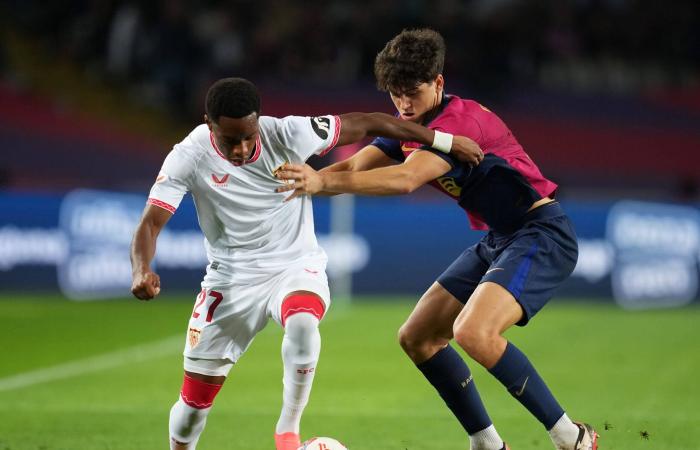 Barcelona 5 Sevilla 1: Lewandowski vuelve a marcar, emotivo regreso de Gavi, elegante Cubarsi