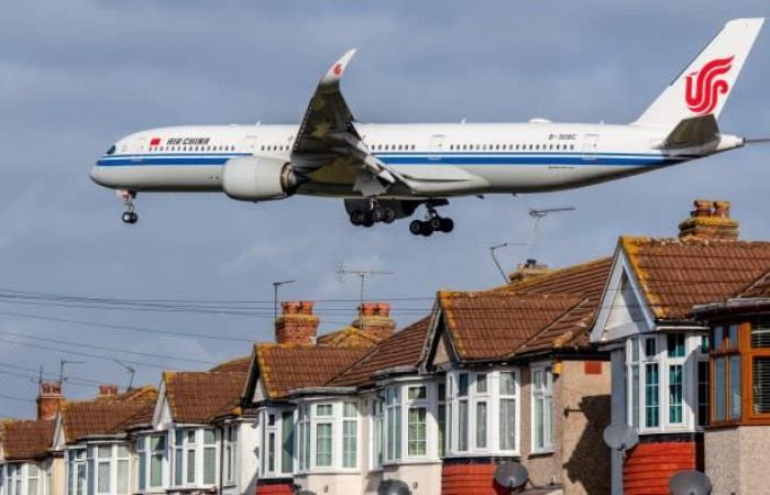 Los ministros describen planes para rediseñar el espacio aéreo sobre los aeropuertos de Londres