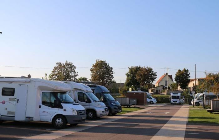 La zona de autocaravanas de Pacy-sur-Eure, totalmente gratuita, un ejemplo a seguir