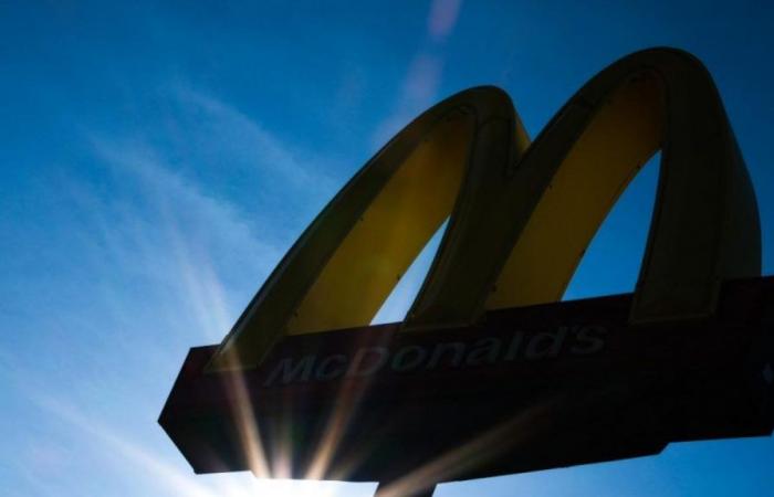 McDonald’s: un muerto y decenas de enfermos por bacteria E.coli en hamburguesas en Estados Unidos