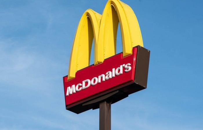 Intoxicación por E. coli en McDonald’s: un muerto y varios enfermos… lo que sabemos sobre la grave contaminación en “Royal Cheese”