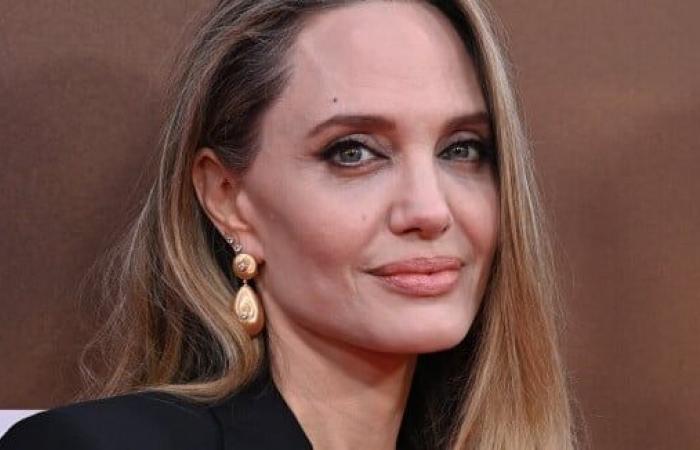 ¿Angelina Jolie en una relación con un rapero más joven que ella? Encerrado de incógnito en un hotel, una relación secreta que intriga