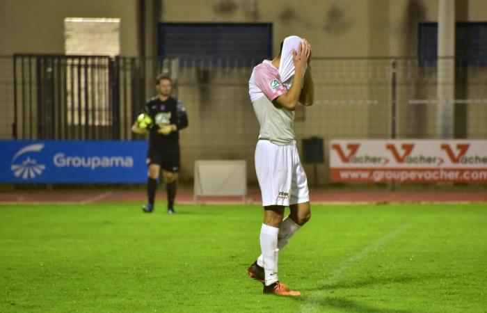 En imágenes: los Rescatistas de Brivois logran la hazaña ante Firminy en la Copa de Francia