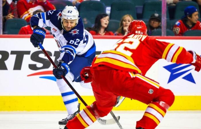 Hockey: Nino Niederreiter arde en el campeonato de la NHL