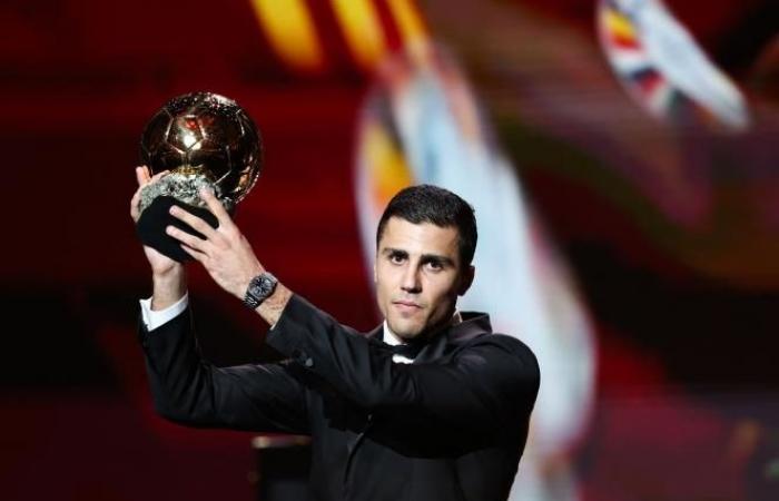 Los españoles Rodri y Aitana Bonmati ganan el Balón de Oro 2024 (fotos y vídeo)