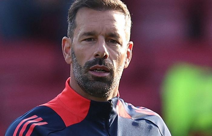 Van Nistelrooij está al mando del United, pero ya se habla del nombre del sucesor Ten Hag