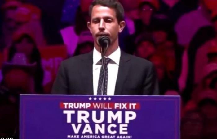 ¿Puede la “isla flotante de basura” de Tony Hinchcliffe hacer perder a Donald Trump?