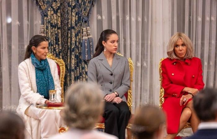 La princesa Lalla Hasnaa y Brigitte Macron visitan el jardín botánico de ensayos de Rabat