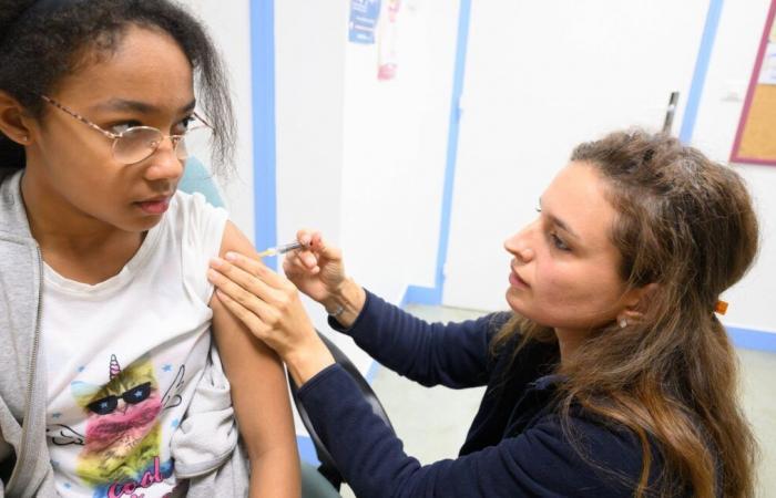 ¿Los estudiantes universitarios pronto serán vacunados “simultáneamente” contra los meningococos y el virus del papiloma?