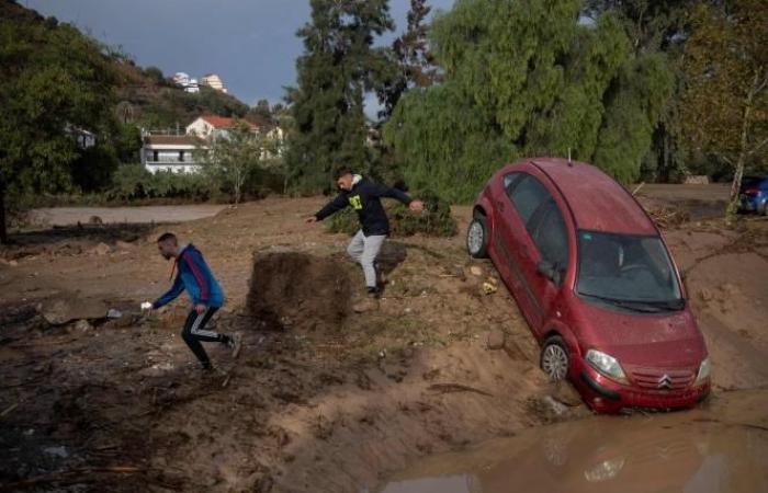 España: lluvias torrenciales matan al menos a 62 personas